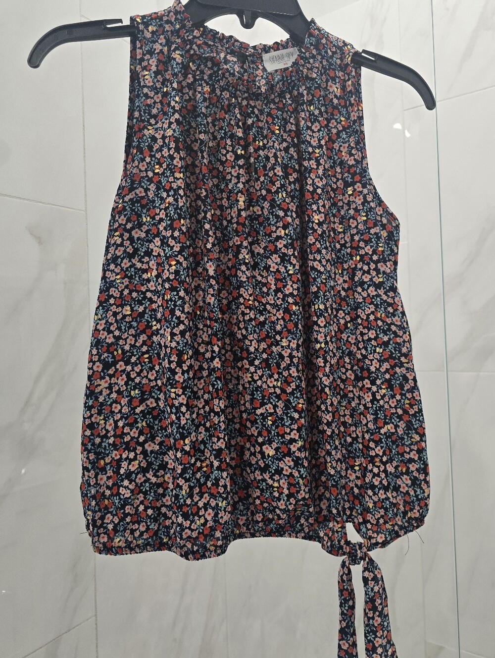Sienna Sky Navy Floral Smocked Neck Sleeveless Camisole blouse, New w/o Tag, XS